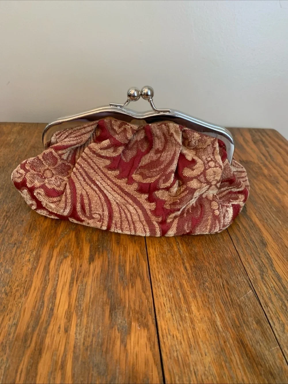 Apt 9 Tapestry Clutch Bag Purse Kisslock Closure Missing Chain